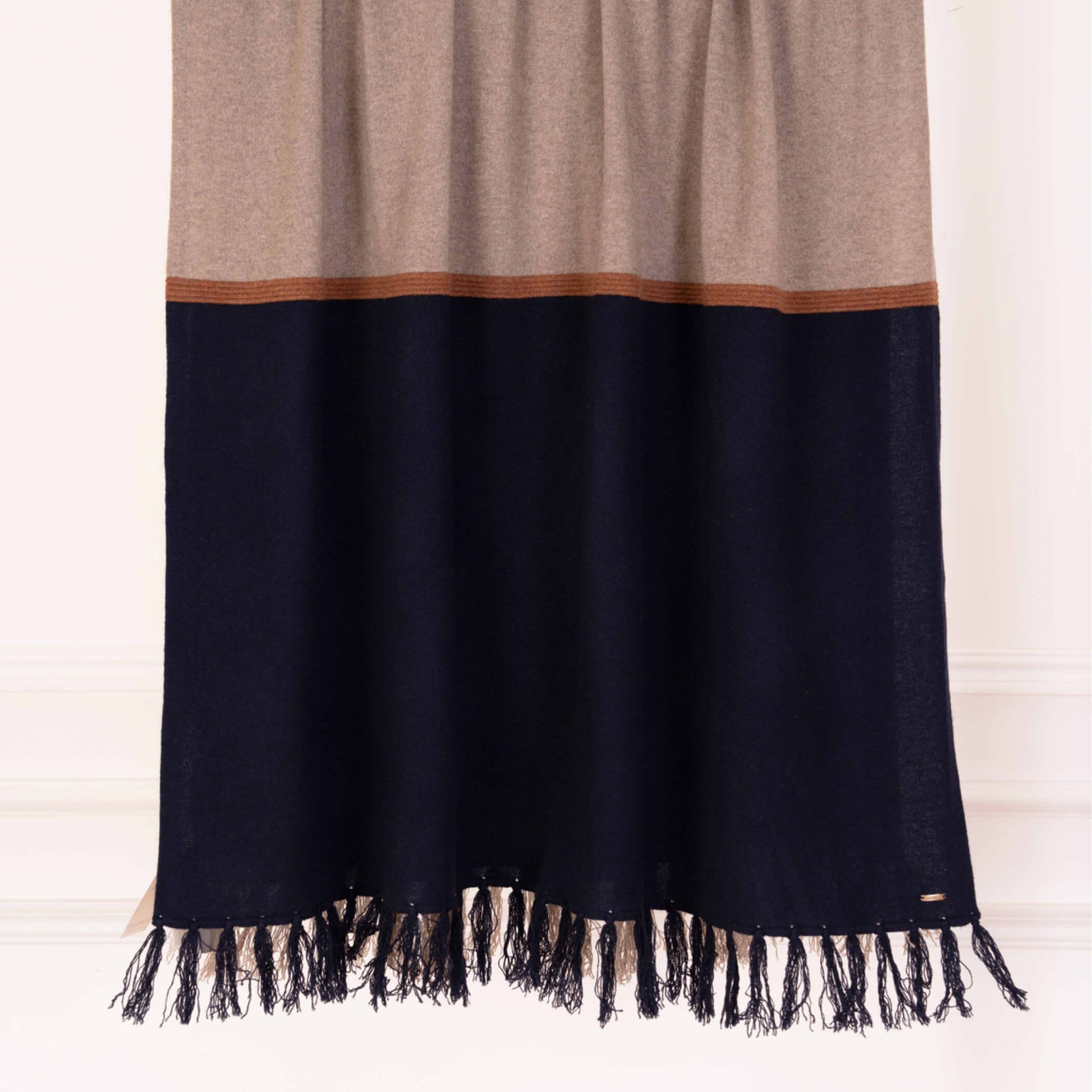 Nogt Cashmere Throw