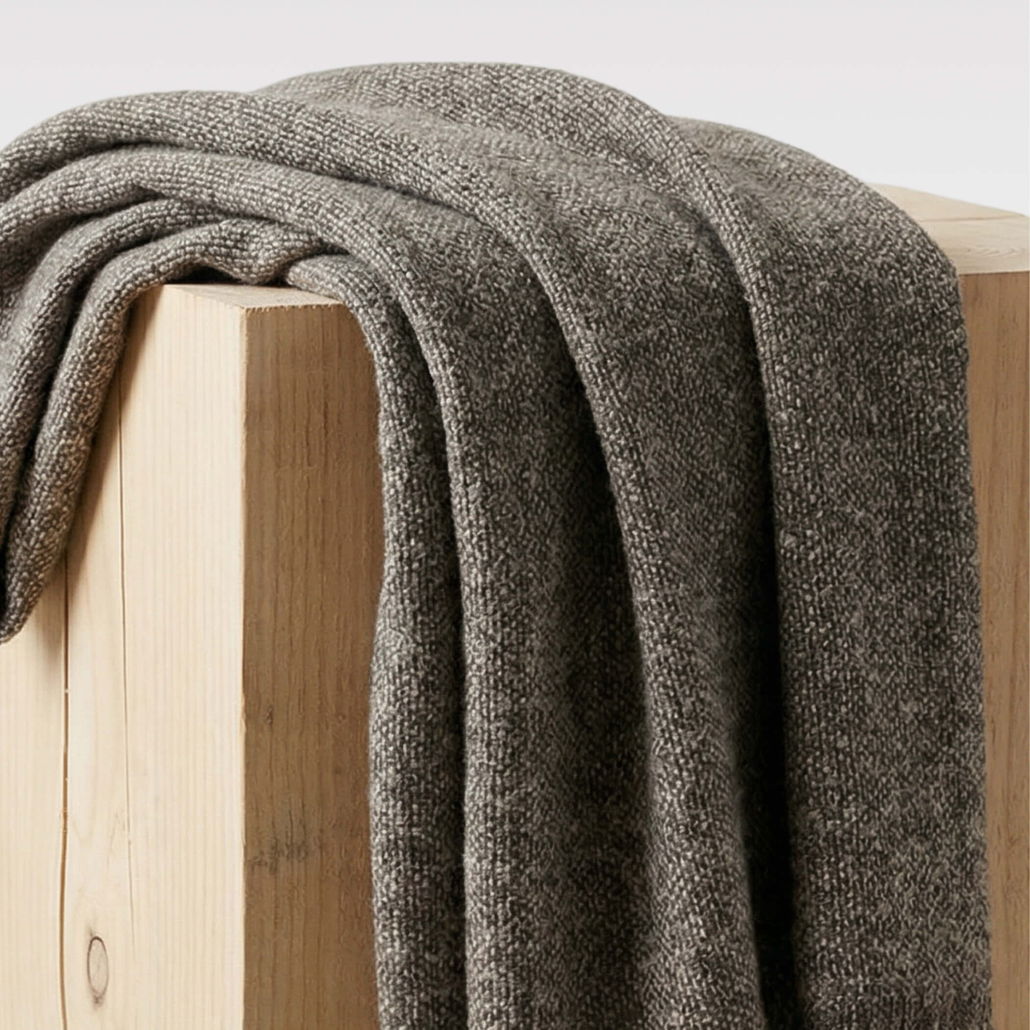 Nubee Bicolore Yak Wool Throw